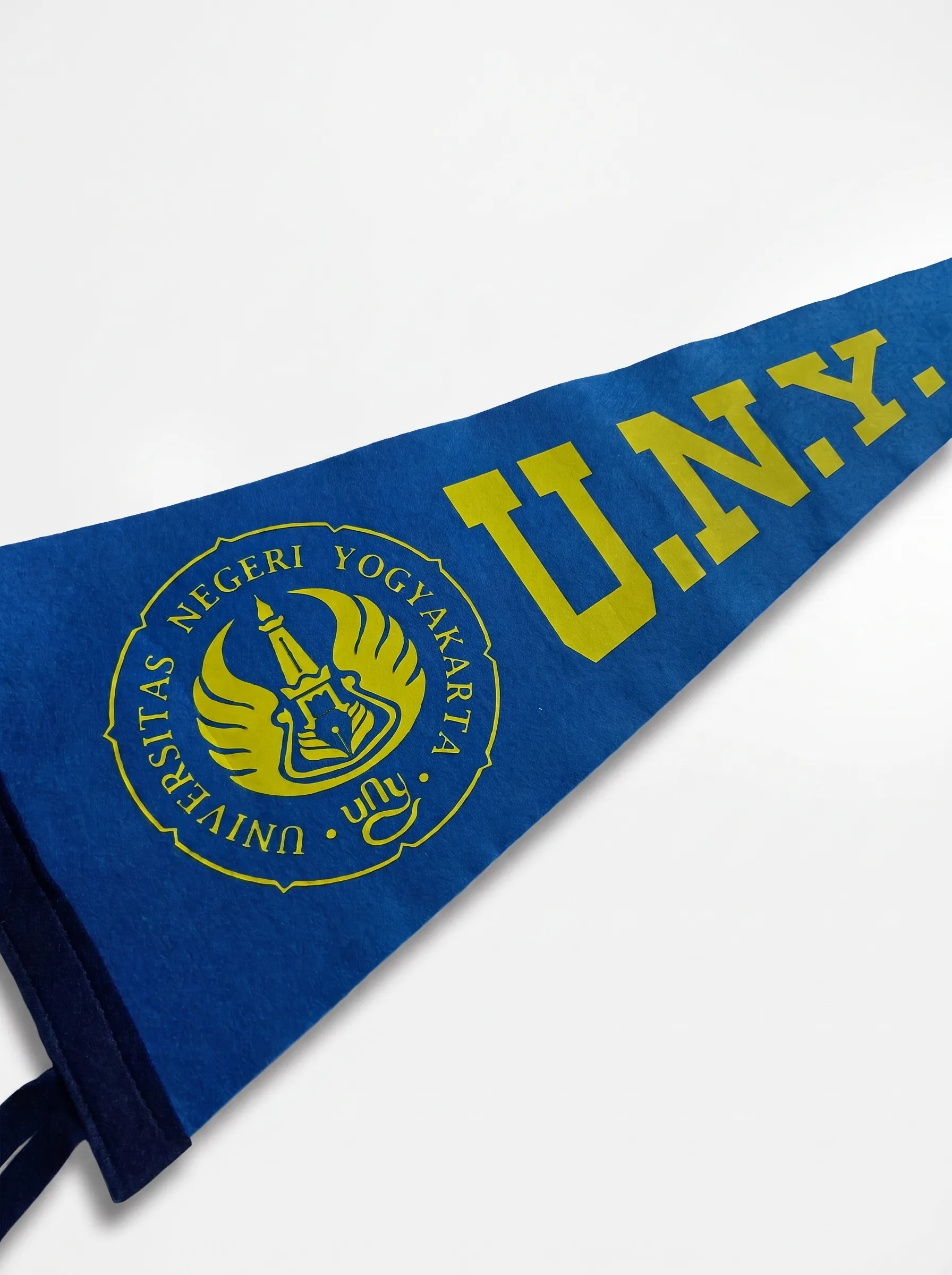 Universitas Negeri Yogyakarta Pennant